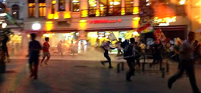 İstanbul’da Suruç protestosuna polis müdahalesi