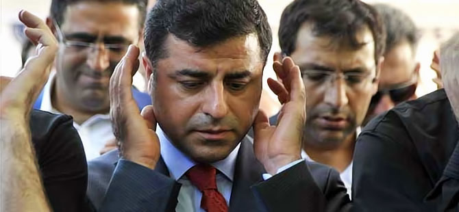 Demirtaş: Katledilen polisler de bu halkın evladı