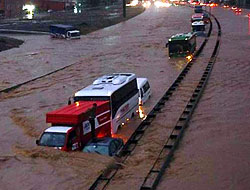 Ayamama Deresi yanındaki 64 bina kaldırılacak