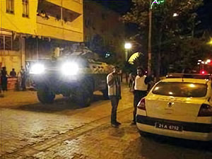 Diyarbakır’da silahlı saldırı: Biri polis 2 kişi hayatını kaybetti