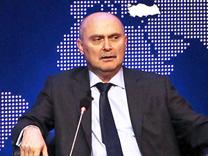 Dışişleri Bakanı Sinirlioğlu Hewler'e gidiyor