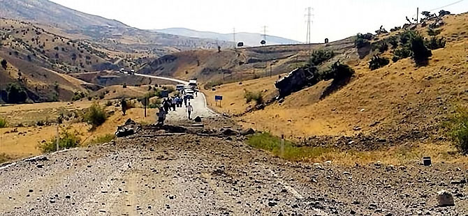 Siirt'te askeri araca bombalı saldırı: 8 asker yaşamını yitirdi