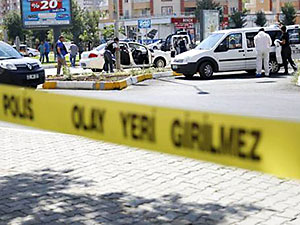 Diyarbakır’da yaralanan polis de hayatını kaybetti