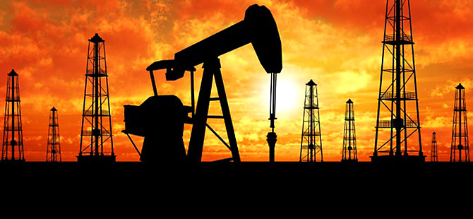 IŞİD, Suriye'nin son petrol sahasını ele geçirdi