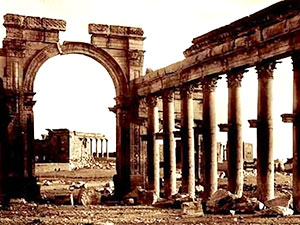 IŞİD Palmira kentindeki zafer takını havaya uçurdu