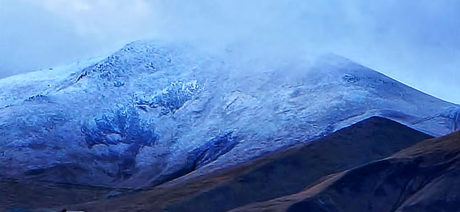 Palandöken'e kar yağdı