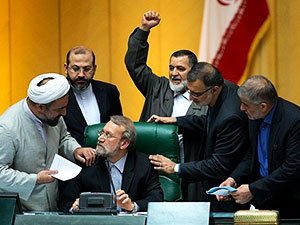İran parlamentosundan P5+1 nükleer anlaşmasına onay