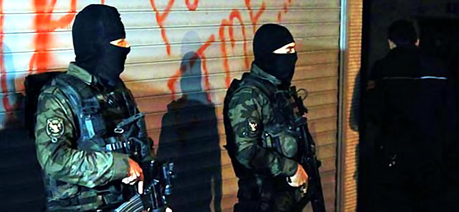 İstanbul'da şafak operasyonu