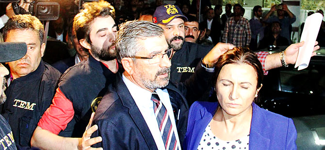 Diyarbakır Baro Başkanı Tahir Elçi gözaltına alındı