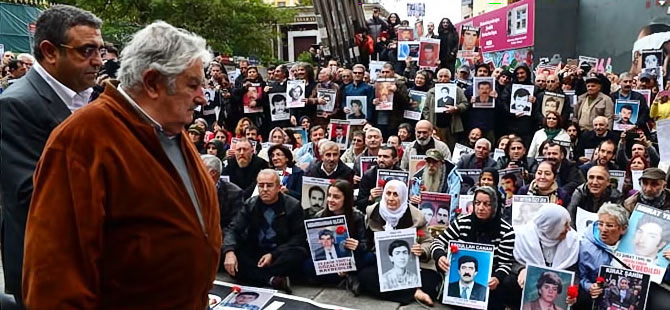 Mujica Cumartesi Anneleri’ne destek verdi