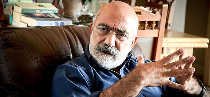 Ahmet Altan'a Erdoğan'a hakaret iddiasıyla soruşturma açıldı