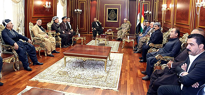 Barzani kanaat önderleri ile krizi görüştü