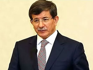 Davutoğlu: Rus pilotun cenazesi Türkiye'ye teslim edildi