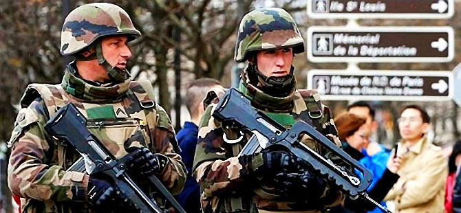 Le Monde: Fransız komandoları Suriye yolcusu