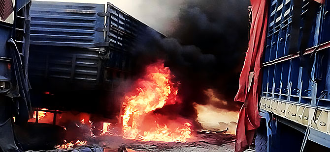 Rusya: Azez’deki TIR konvoyunu biz vurmadık