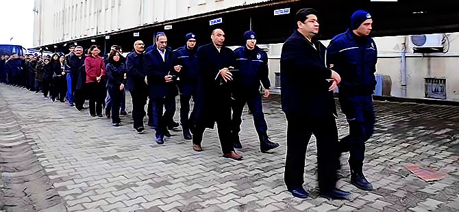 KCK davasında 'mikrofonu kapatılanlar' yeniden ifade verecek