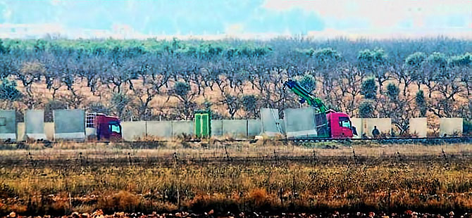 Cerablus-Azez arasındaki sınır duvarla kapatılıyor