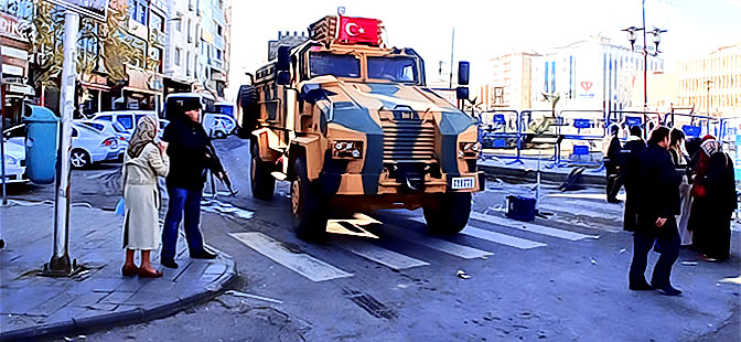 Sur'a jandarma da girdi: Çatışma şiddetlendi