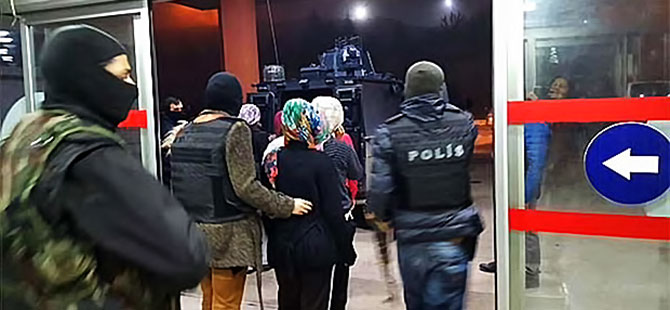 Şırnak'ta 15 kız öğrenciye protesto gözaltısı