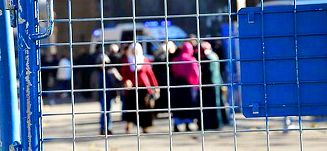 Aydınlar 'ölümlerin durması için' liderlerle buluşacak