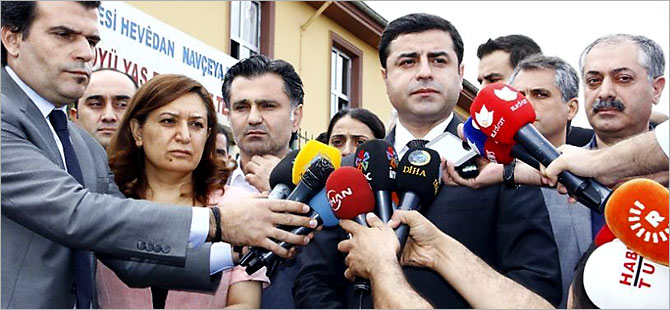 Demirtaş'tan Davutoğlu'na yanıt: 'Oraları cehenneme çevirdiniz ne Toledo'su'