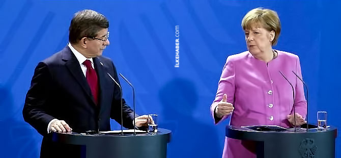 Davutoğlu ve Merkel'den NATO'ya çağrı