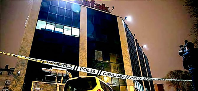Yeni Şafak ve Yeni Akit’e silahlı saldırı