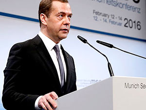 Medvedev: Suriye'ye kara harekatı savaş demektir
