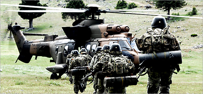 Türk Dışişleri yetkilisi: 'Kara harekâtına iknaya çalışıyoruz'