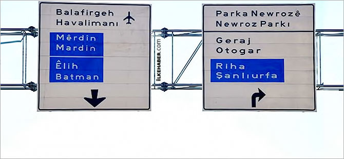 Diyarbakır'da trafik levhaları artık iki dilli