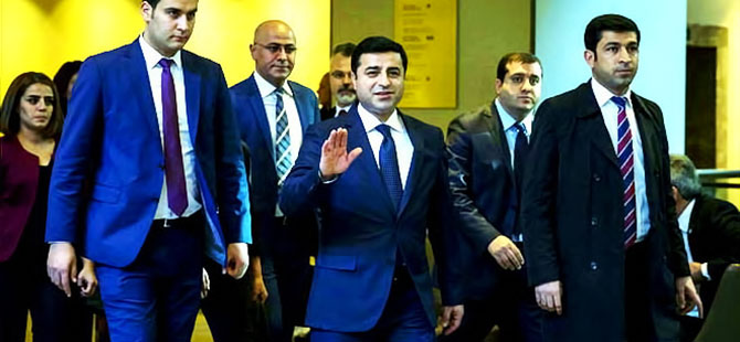 Demirtaş, İtalya Dışişleri Bakanı ile görüştü