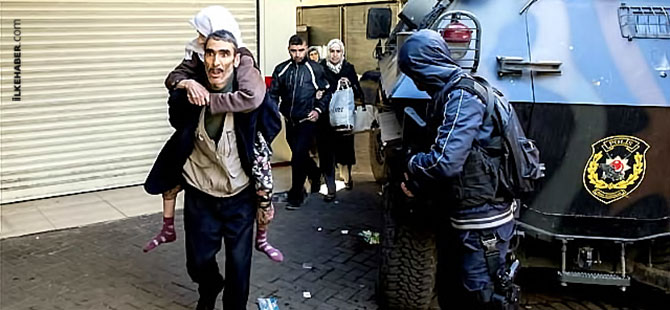 Sur’da haber nöbeti: 'Devlete de öfke var, PKK’ye de'