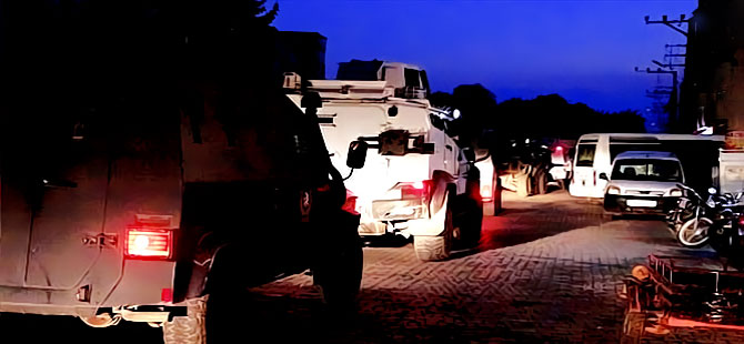 Nusaybin'de polis aracına roketli saldırı: 1 polis hayatını kaybetti