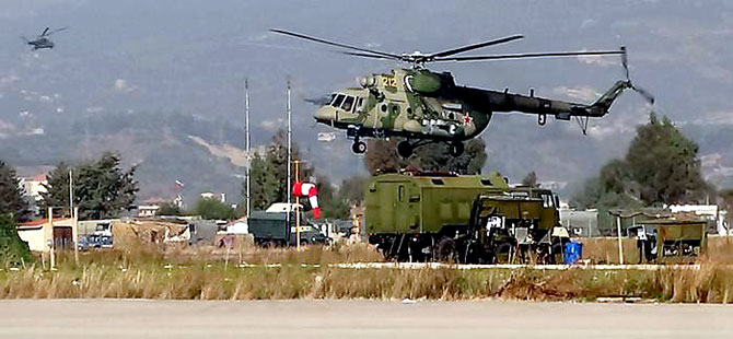 Rusya Suriye'den çekilmeye başladı