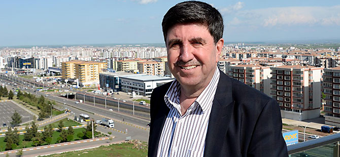 Altan Tan: Uyarma falan yok, konu hakkında sohbet ettik