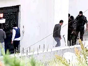 İstanbul’da rehine krizi: Rehineler kurtarıldı, saldırgan yakalandı