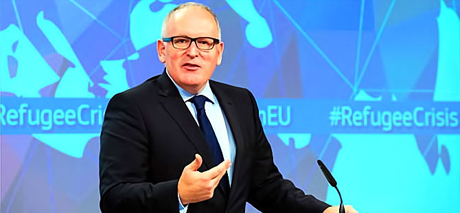 AB Komisyonu Türk vatandaşlarına vize serbestisi önerdi