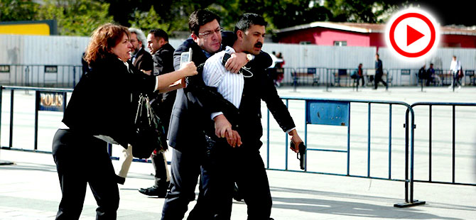 Can Dündar'a silahlı saldırı girişimi