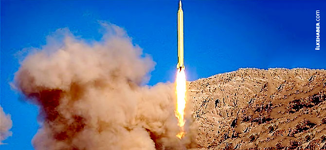 İran 2 bin km menzilli balistik füze denedi