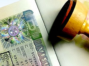 AB Komisyonu: Türkiye üzerine düşeni yapmalı