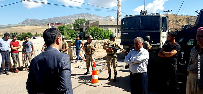 HDP’li vekil Ferhat Encü iki gündür köyüne giremiyor