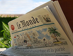 Le Monde'da istifa depremi
