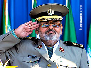 İran'da genelkurmay başkanı görevinden alındı