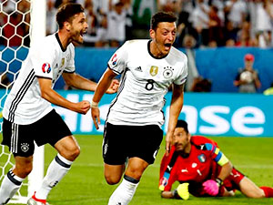 İtalya’yı penaltılarla geçen Almanya yarı finalde