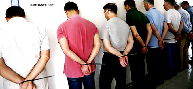 TSK'deki 358 General ve Amiralden 96'sı tutuklandı