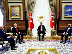 Erdoğan 3 partinin liderleriyle görüştü