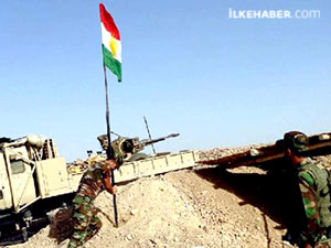 Ve Kürdistan bayrağı Zap Nehri'nin batısında