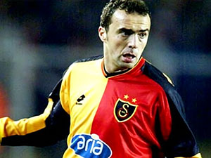 3 eski futbolcuya gözaltı kararı