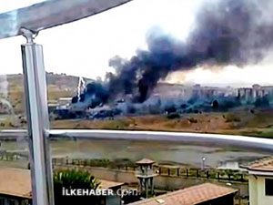 Cizre’de Çevik Kuvvet Müdürlüğü’ne bombalı saldırı