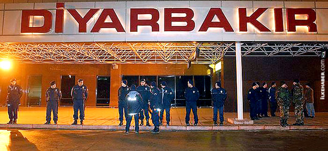 Diyarbakır Havalimanı'na roketatarlı saldırı